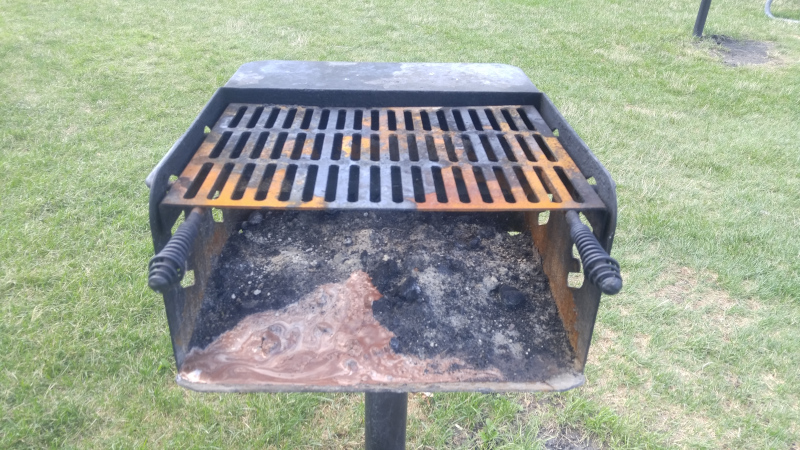 grill_with_ice_cream.jpg